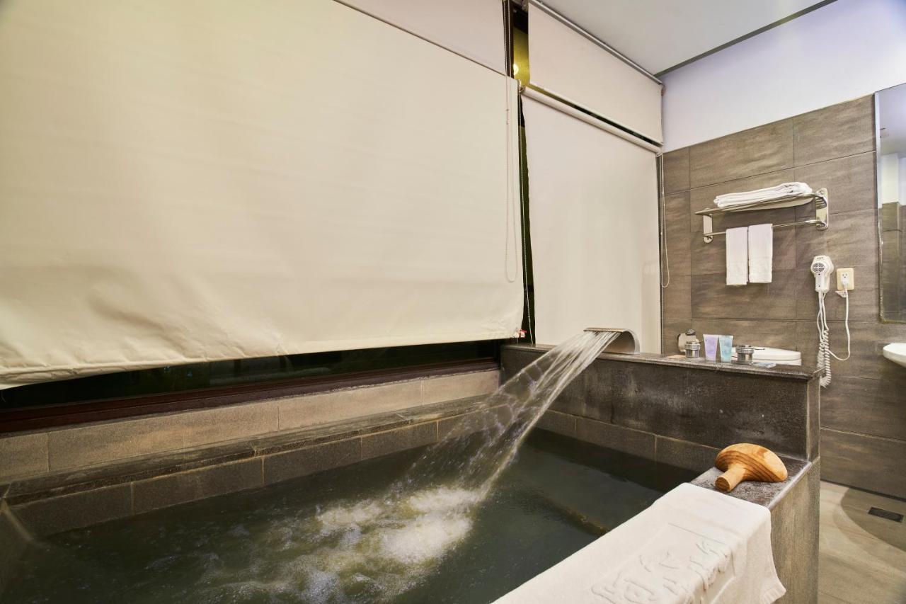 A-San Hot-Spring Hotel Jiaoxi Bagian luar foto